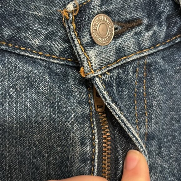 Levi’s 505 Denim Shorts - Picture 3 of 8